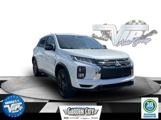 Used 2022 Mitsubishi Outlander Sport SE image 1