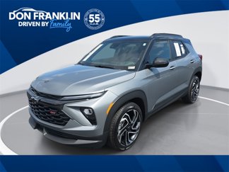 Used 2025 Chevrolet TrailBlazer RS w/ Driver Confidence Package image 1
