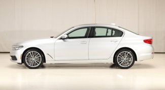Used 2020 BMW 530i xDrive w/ M Sport Package image 1