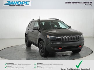 Used 2019 Jeep Cherokee Trailhawk w/ Cold Weather Group image 1