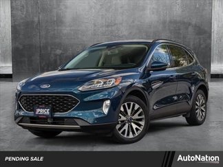 Used 2020 Ford Escape Titanium image 1
