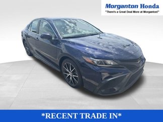Used 2022 Toyota Camry SE image 1