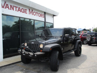 Used 2011 Jeep Wrangler Unlimited Rubicon w/ Connectivity Group image 1