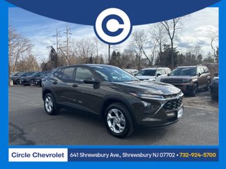 New 2024 Chevrolet Trax LS w/ LS Convenience Package image 1