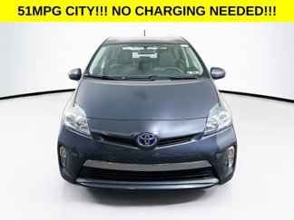 Used 2014 Toyota Prius Plug-In Hybrid video 2