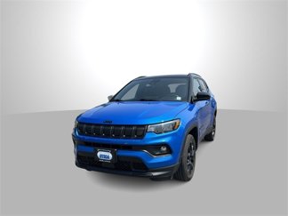 Used 2022 Jeep Compass Altitude w/ Convenience Group image 1