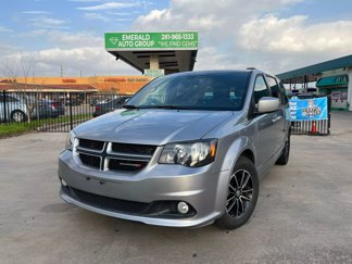 Used 2018 Dodge Grand Caravan GT image 1