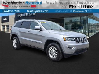 Used 2020 Jeep Grand Cherokee Laredo image 1