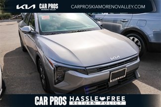 Certified 2025 Kia K4 LXS image 1