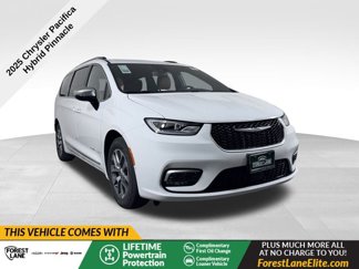 New 2025 Chrysler Pacifica Pinnacle image 1