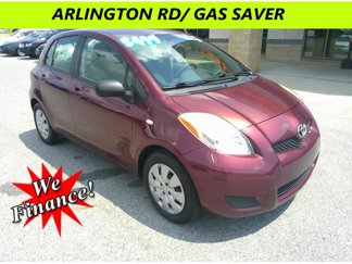 Used 2010 Toyota Yaris 4-Door Hatchback image 1