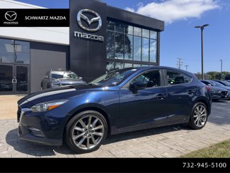 Used 2018 MAZDA MAZDA3 Touring image 1