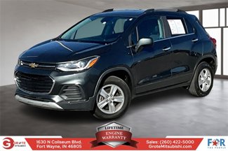 Used 2018 Chevrolet Trax LT w/ LT Convenience Package image 1