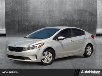 Used 2017 Kia Forte LX w/ LX Popular Package image 1