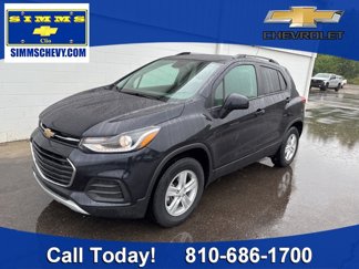 Used 2022 Chevrolet Trax LT w/ LT Convenience Package image 1