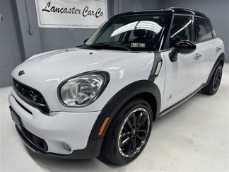 Used 2016 MINI Cooper Countryman S w/ Premium Package image 1