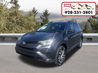 Used 2018 Toyota RAV4 LE image 1