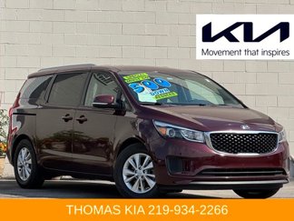 Used 2017 Kia Sedona LX w/ LX Essentials Premium Package image 1