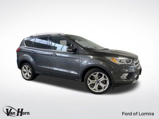Used 2019 Ford Escape Titanium image 1