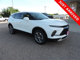 Used 2023 Chevrolet Blazer LT image 1