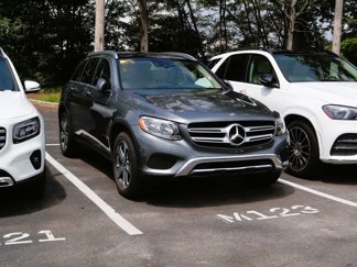 Used 2017 Mercedes-Benz GLC 300 image 1