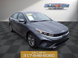 Used 2023 Kia Forte LXS image 1