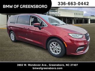 Used 2023 Chrysler Pacifica Touring-L image 1