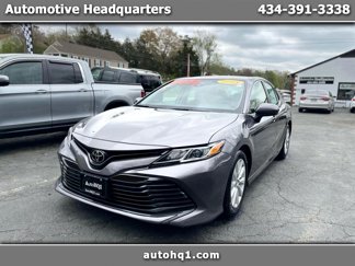 Used 2018 Toyota Camry LE image 1