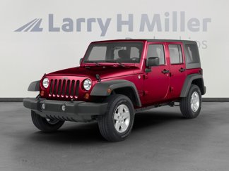 Used 2013 Jeep Wrangler Unlimited Rubicon w/ Connectivity Group image 1