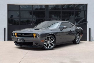 Used 2015 Dodge Challenger SXT Plus w/ Driver Convenience Group image 1