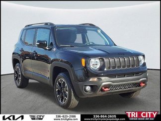 New 2023 Jeep Renegade Trailhawk w/ Trailhawk Elite Group image 1