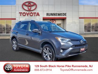 Used 2016 Toyota RAV4 XLE image 1