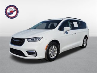 Used 2022 Chrysler Pacifica Touring-L image 1