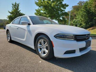 Used 2015 Dodge Charger SE image 1