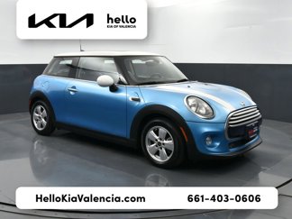 Used 2015 MINI Cooper 2-Door Hardtop image 1