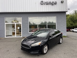 Used 2016 Ford Focus SE w/ SE Power Seat Package image 1