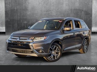 Used 2017 Mitsubishi Outlander SE image 1
