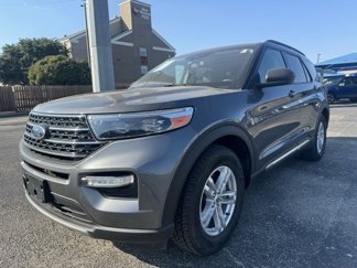 Used 2023 Ford Explorer XLT w/ Equipment Group 202A image 1