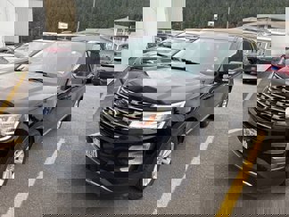 Used 2017 Ford Explorer XLT image 1