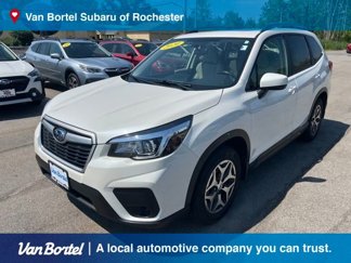 Used 2020 Subaru Forester Premium image 1
