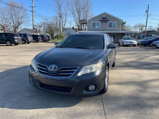 Used 2010 Toyota Camry XLE image 1