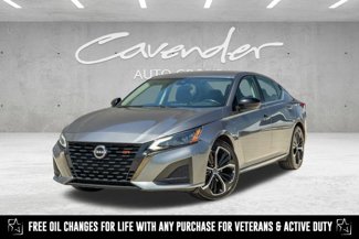 Used 2023 Nissan Altima 2.5 SR image 1