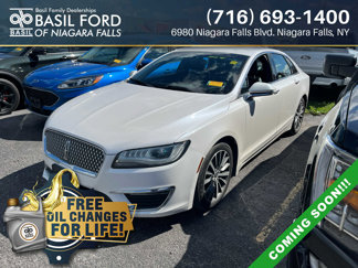 Used 2017 Lincoln MKZ Premiere image 1