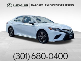 Used 2018 Toyota Camry SE image 1
