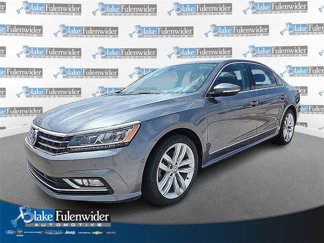 Used 2018 Volkswagen Passat 2.0T SEL Premium image 1