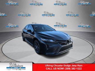 Used 2022 Toyota Camry SE image 1