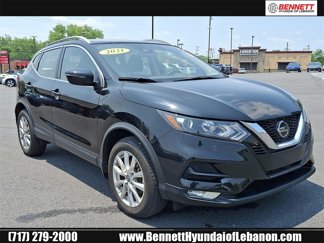Used 2021 Nissan Rogue Sport SV image 1