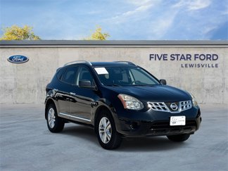 Used 2015 Nissan Rogue S w/ Convenience Package image 1