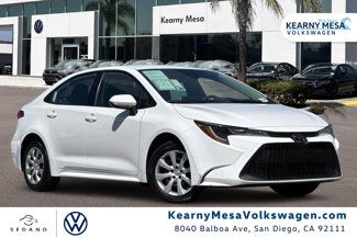 Used 2022 Toyota Corolla LE image 1