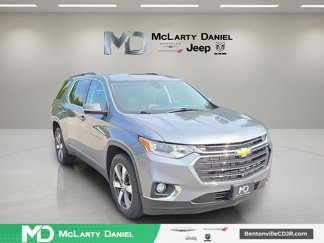 Used 2020 Chevrolet Traverse LT w/ LT Premium Package image 1